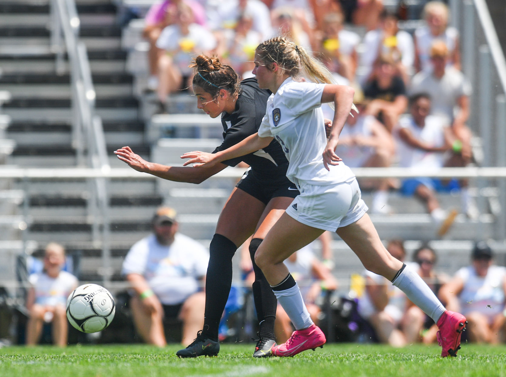 060921-qc-spt-iowa state-soccer-spencer-waverly-010